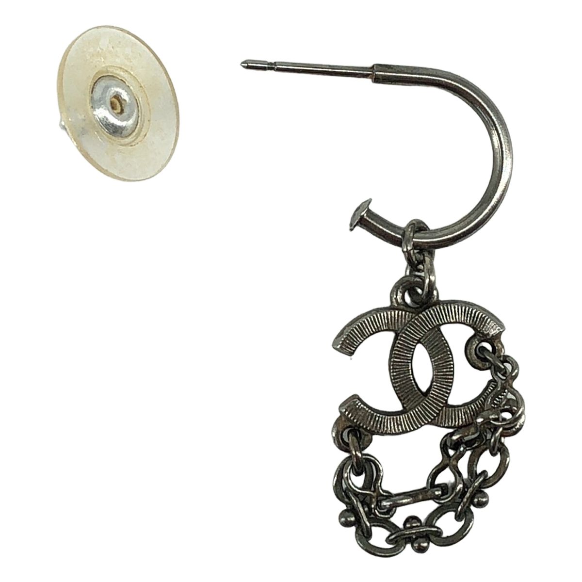 Chanel CC Logo Chain Earrings Silver — view 3
