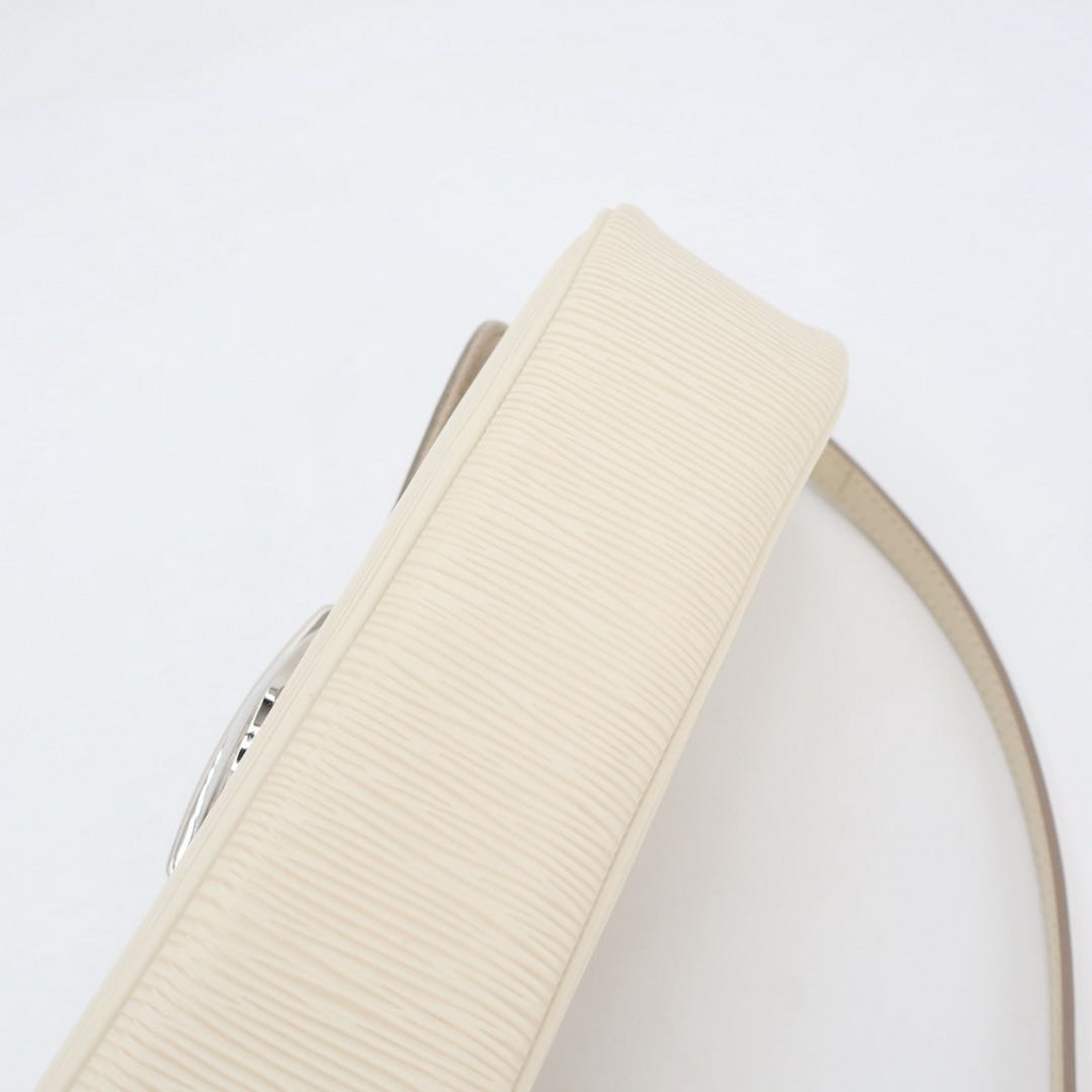 Louis Vuitton Pochette Montaigne Off Shoulder Bag — view 8