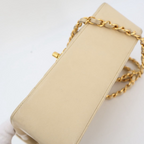Chanel Shoulder Bag Diana Flap Quilted — view 4