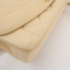 Chanel Shoulder Bag Diana Flap Quilted — view 7