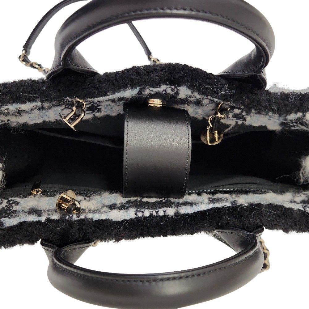 Chanel Coco Neige Collection Tweed Quilted Tote Black — view 5