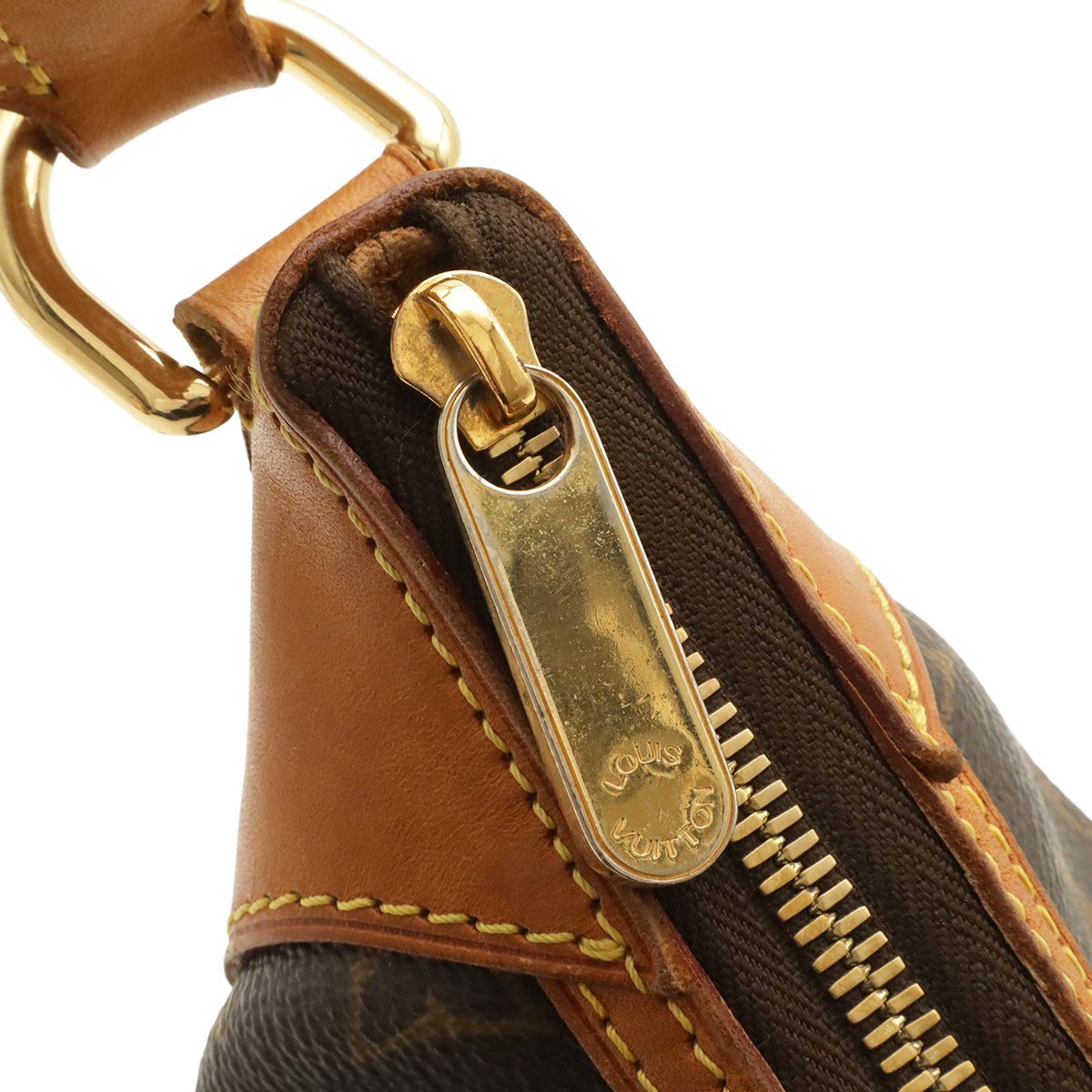 Louis Vuitton Monogram Thames GM Shoulder Bag — view 8