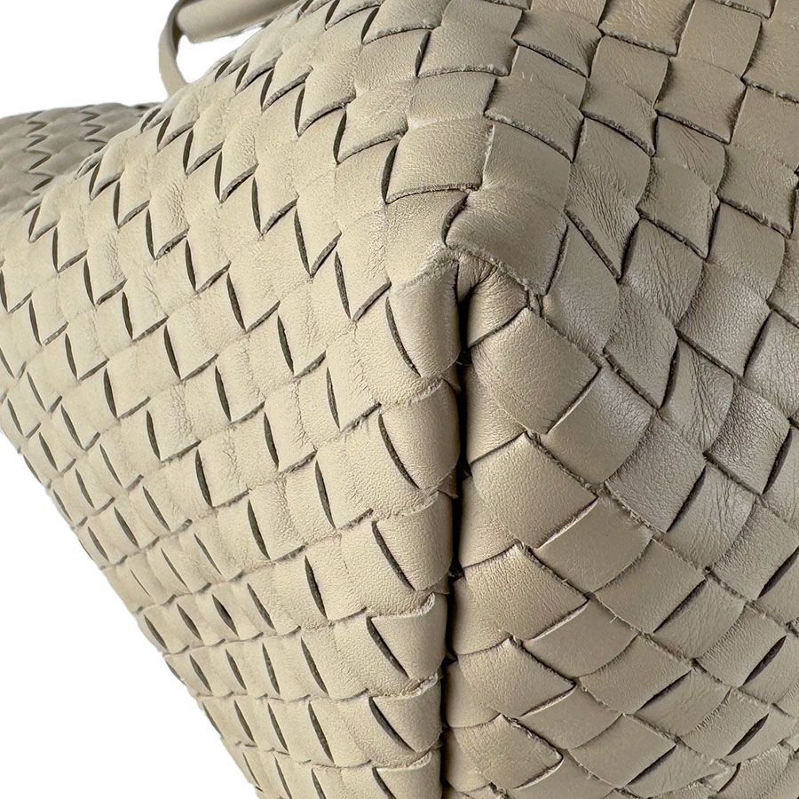 Bottega Veneta Tote Intrecciato — view 8