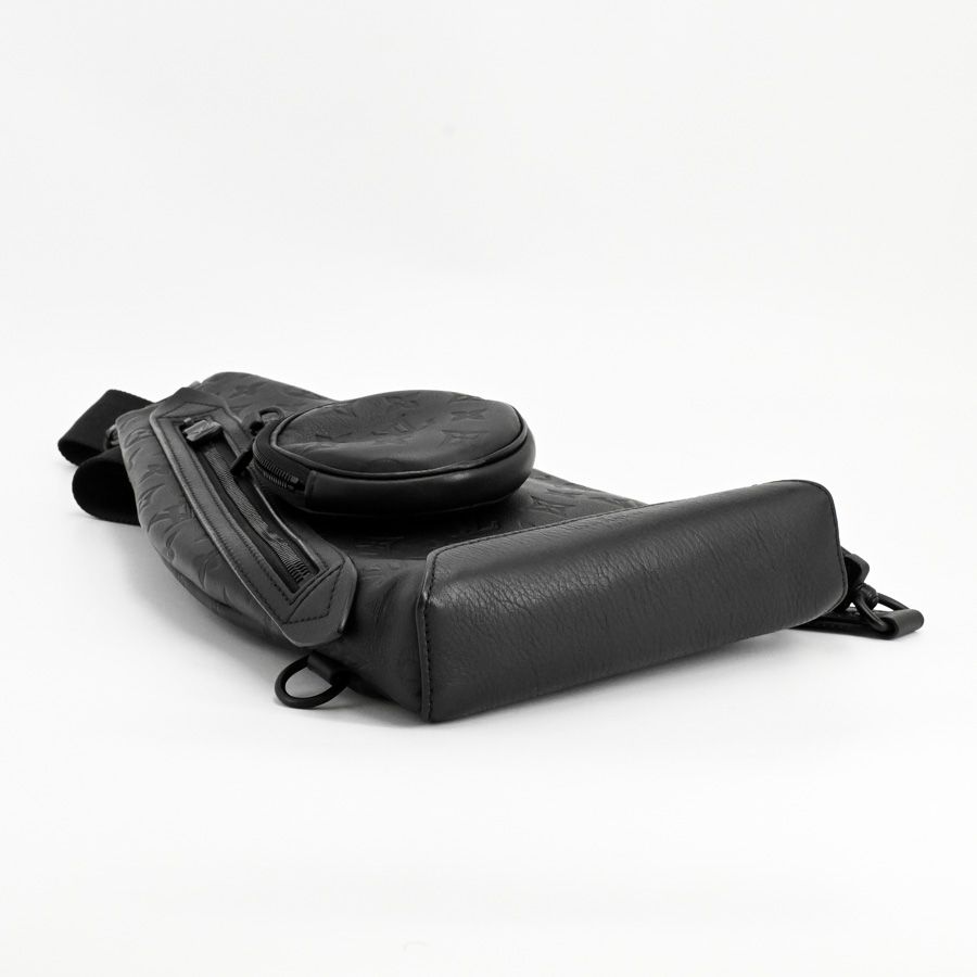 Louis Vuitton Belt Bag — view 5