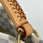 Louis Vuitton Artsy MM Shoulder Bag Damier Azur White — view 4
