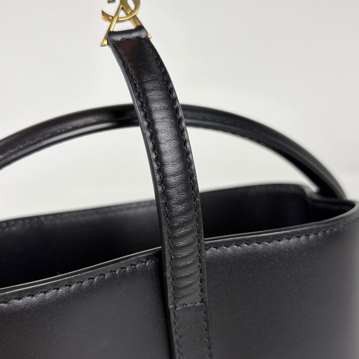 Saint Laurent Paris le 37 Mini Bucket Bag 2-Way Leather Black — view 4
