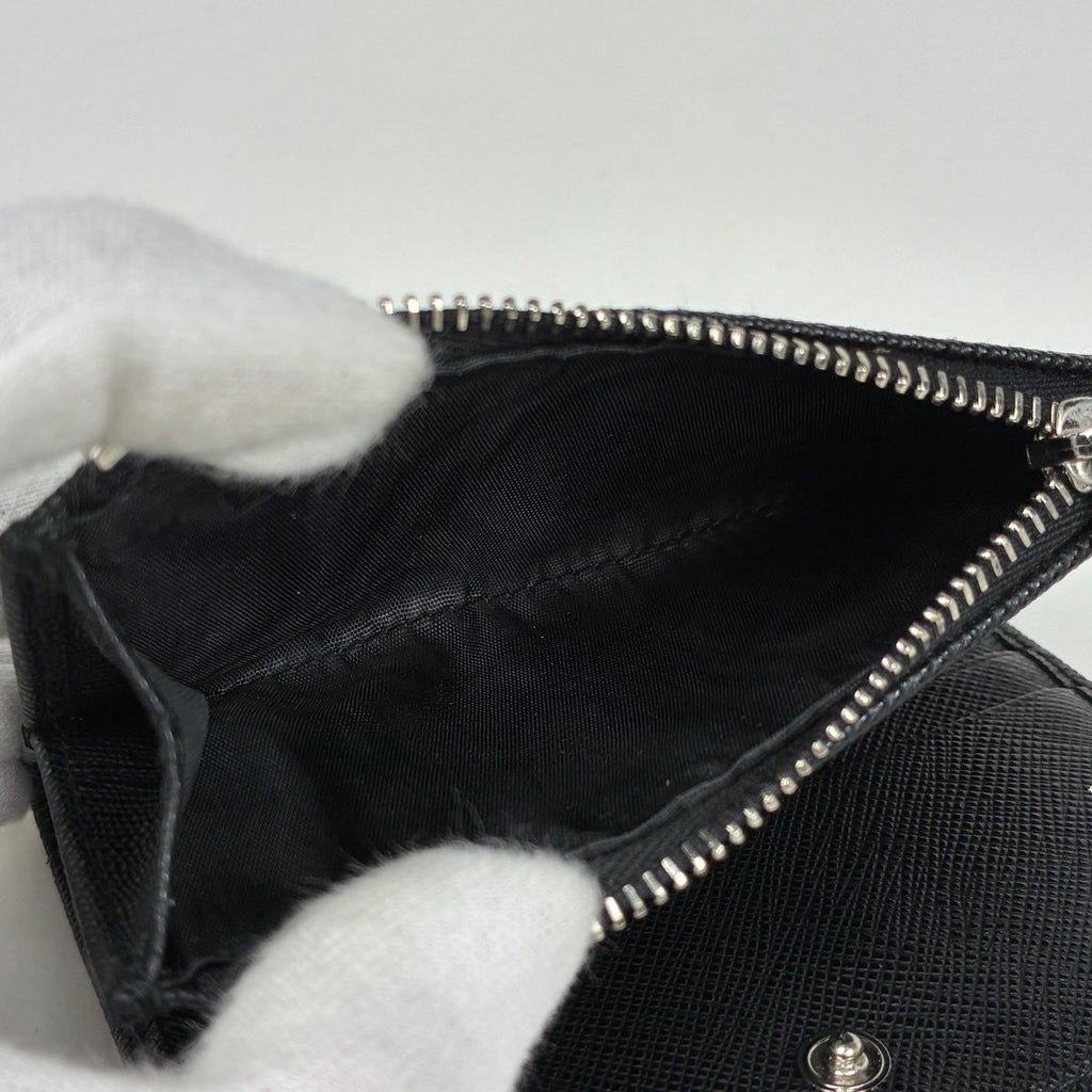 Prada Saffiano Triangle Wallet Bifold Leather Nero — view 4