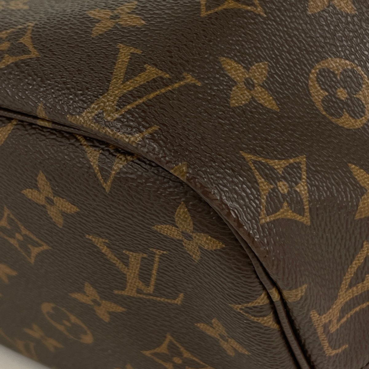 Louis Vuitton Neverfull MM Tote Monogram Brown Cerise — view 3