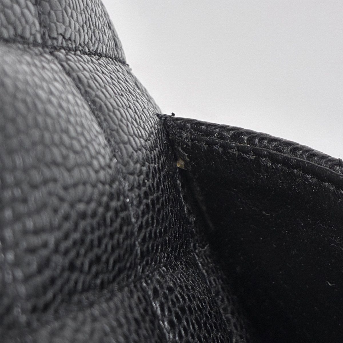 Chanel Reissue Tote CC Logo Caviar Leather Black — view 5