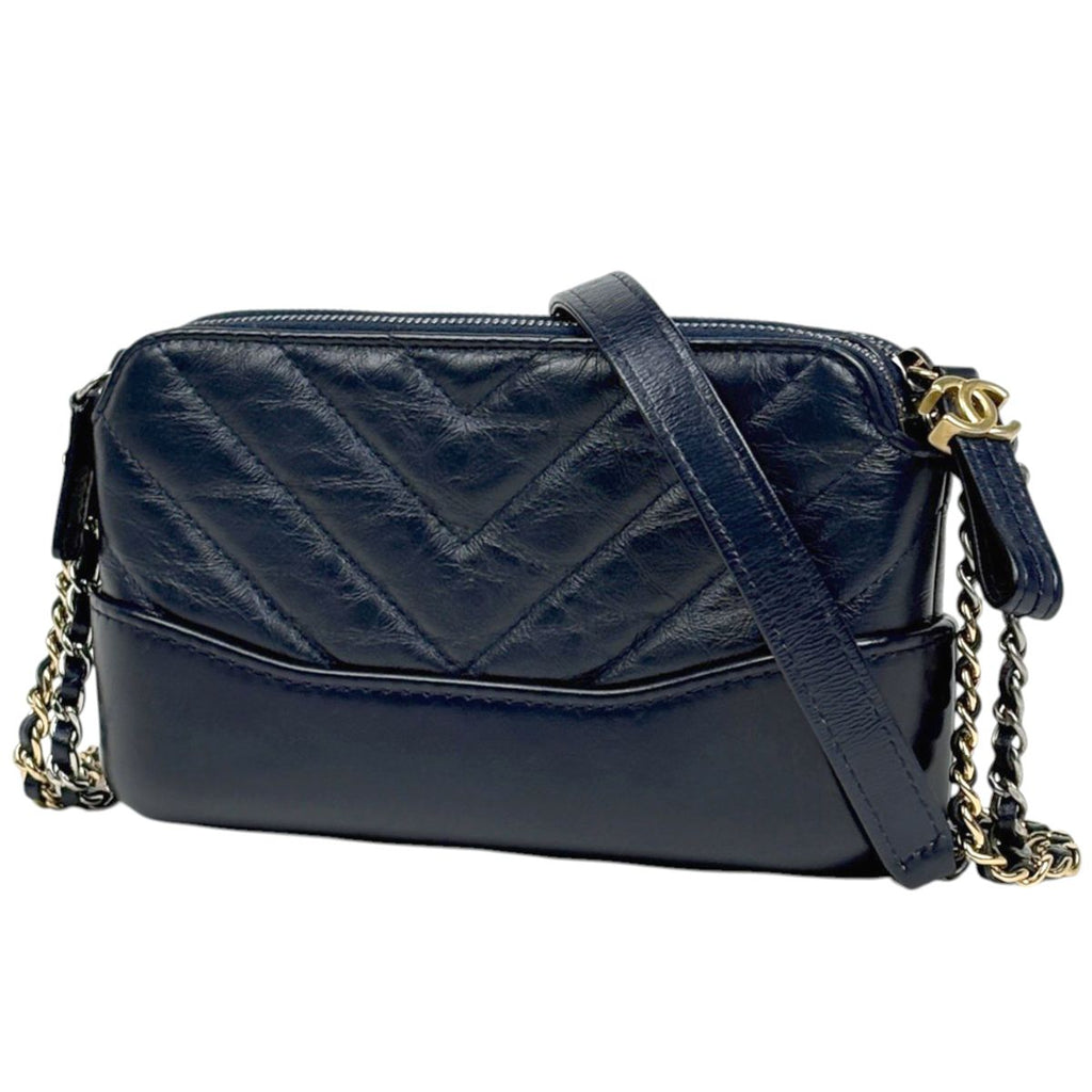 Chanel Shoulder Bag Gabrielle de Chanel Chain Clutch CC Logo V-stitch Leather