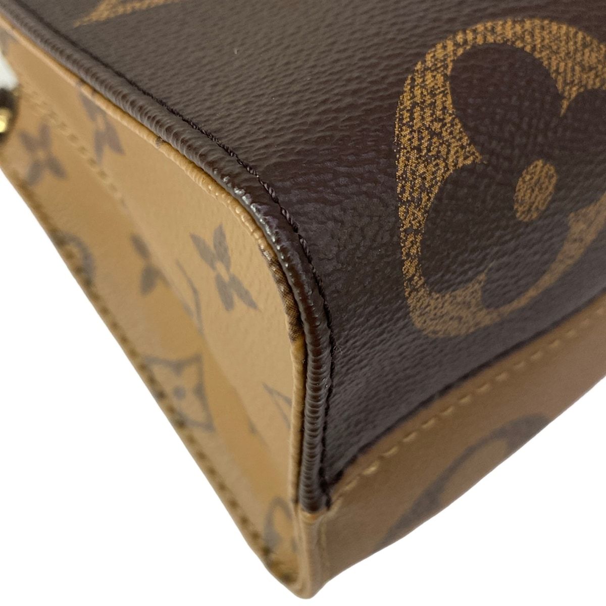 Louis Vuitton Handbag Monogram Reverse on the Go East West — view 6