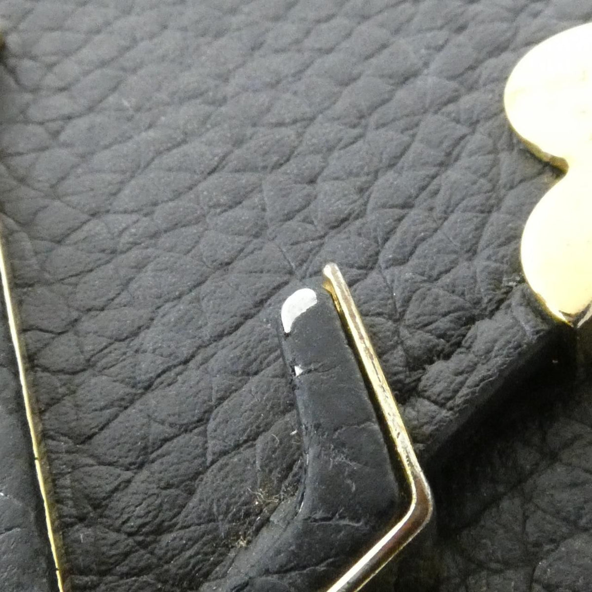 Louis Vuitton Portefeuille Capucines Wallet — view 5
