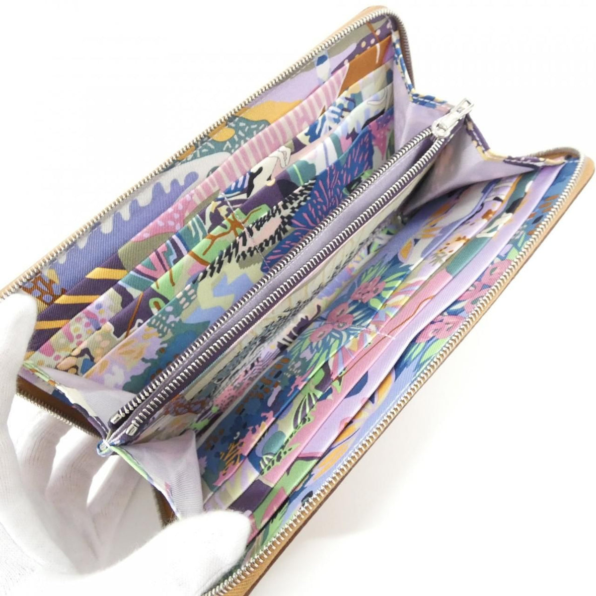 Hermes en Liberte Silk'in Classic Wallet — view 4