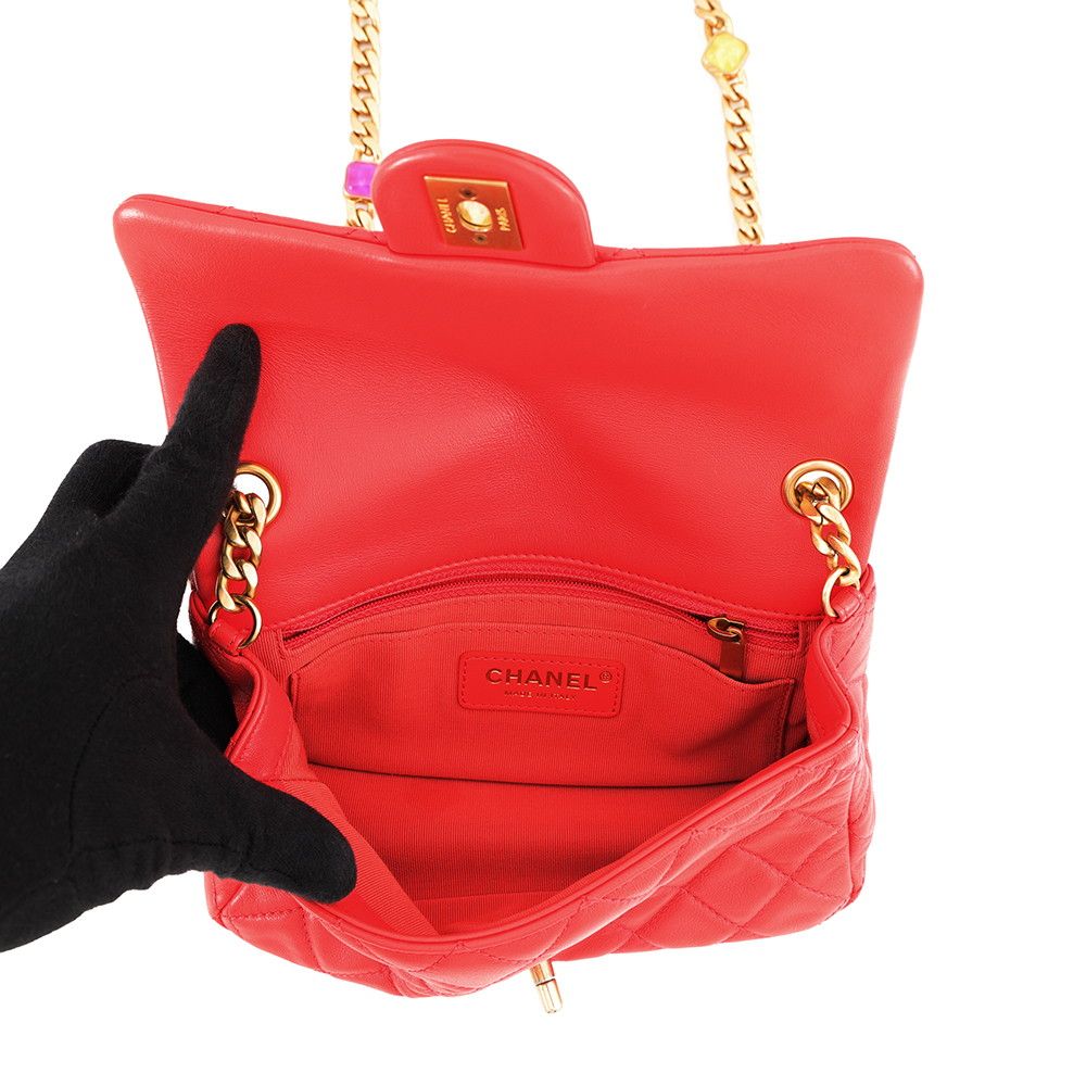 Chanel Chain Shoulder Bag CC Logo Mini Quilted Lambskin — view 5