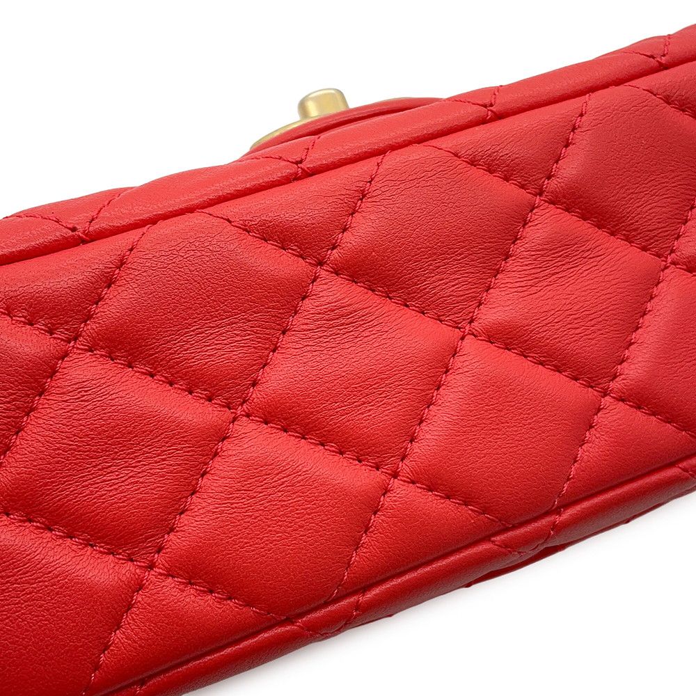 Chanel Chain Shoulder Bag CC Logo Mini Quilted Lambskin — view 7