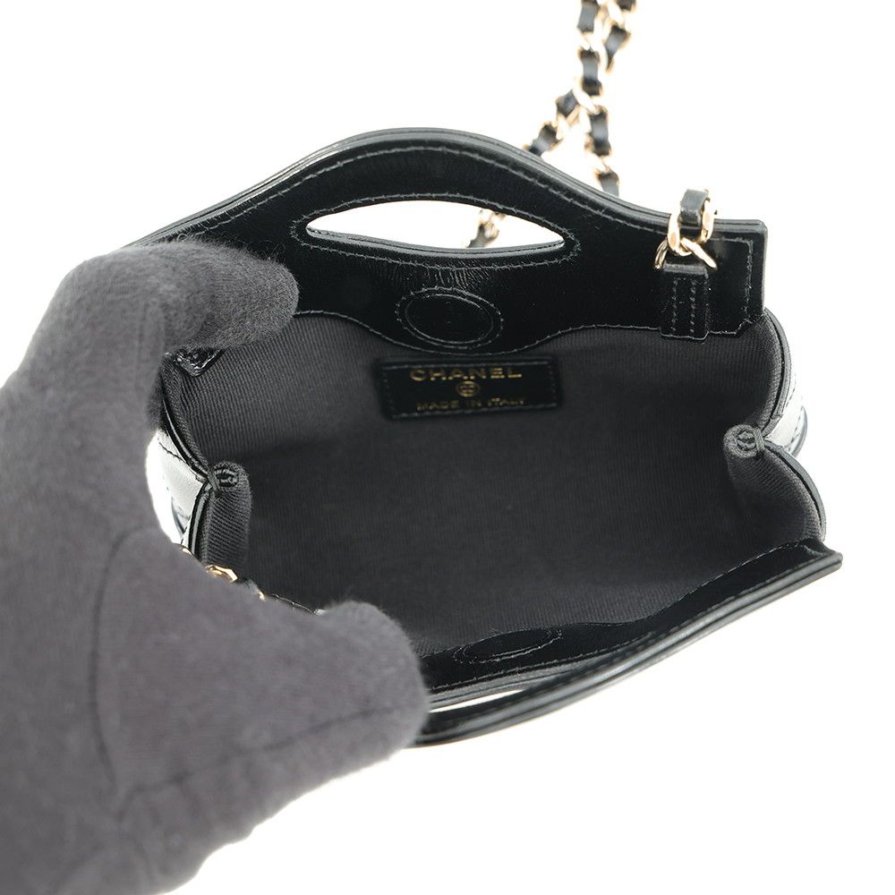 Chanel Chain Shoulder Bag CC Logo Quilted Lambskin Clutch Black — view 5