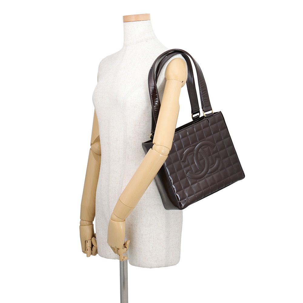 Chanel Tote CC Logo Choco Bar Patent — view 4