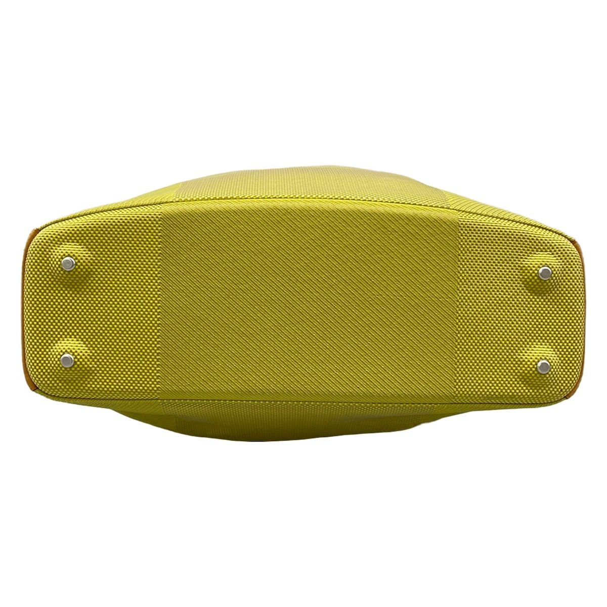 Louis Vuitton Shoulder Bag Cup Volunteer Light Green — view 5