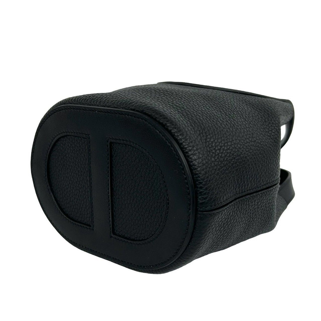 Hermes in the Loop 18 Taurillon Clemence Veau Handbag Black — view 8