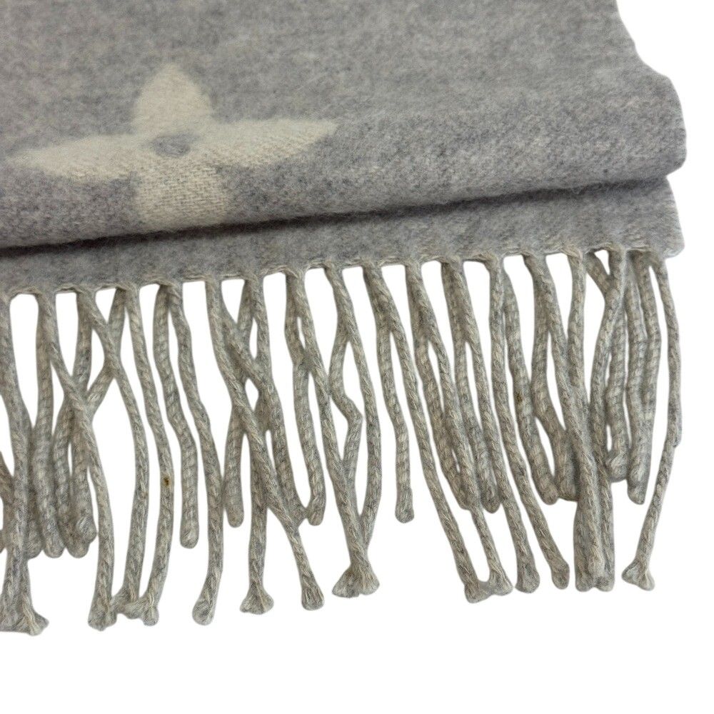 Louis Vuitton Echarpe Reykjavik Cashmere Scarf Gray — view 3