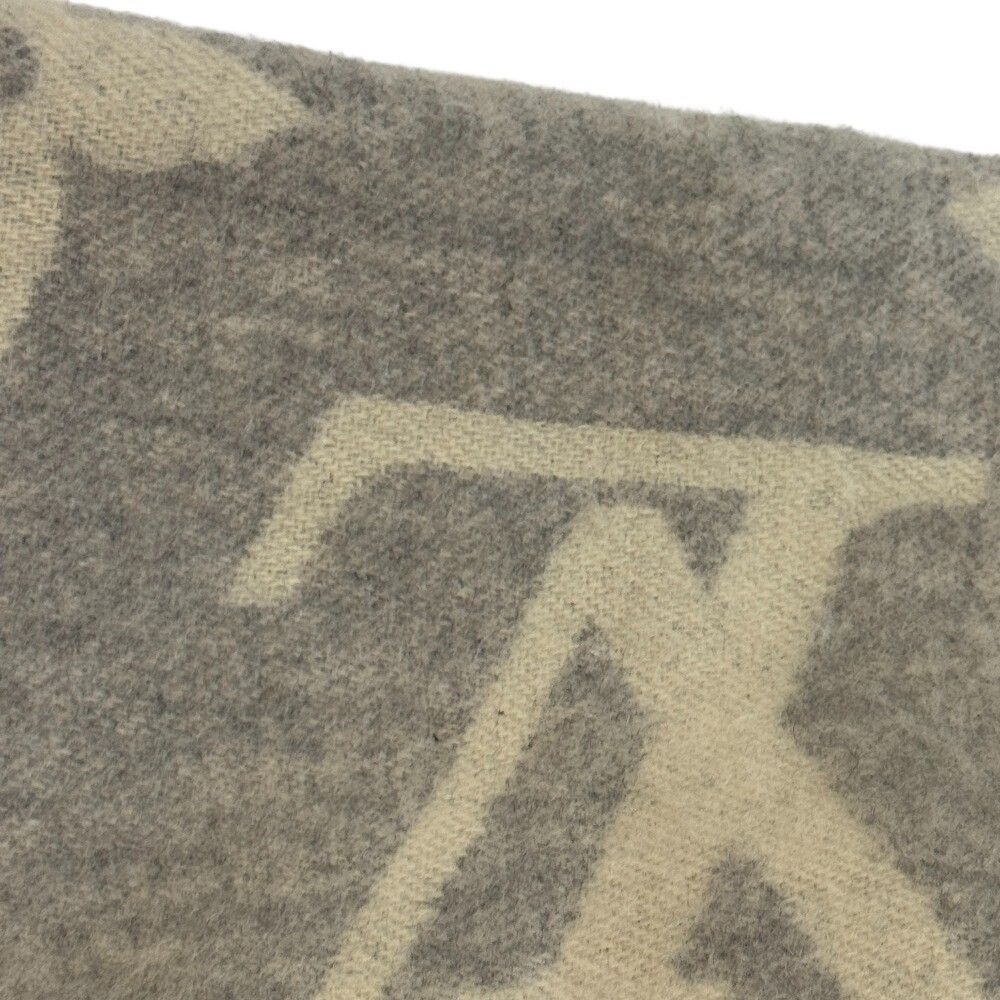 Louis Vuitton Echarpe Reykjavik Cashmere Scarf Gray — view 7