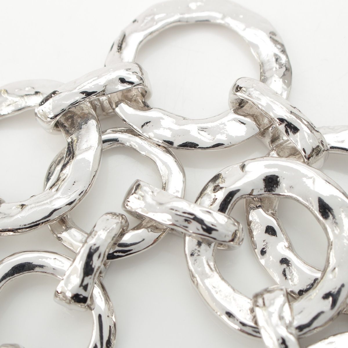 Saint Laurent Vintage Circle Heart Necklace Silver — view 7