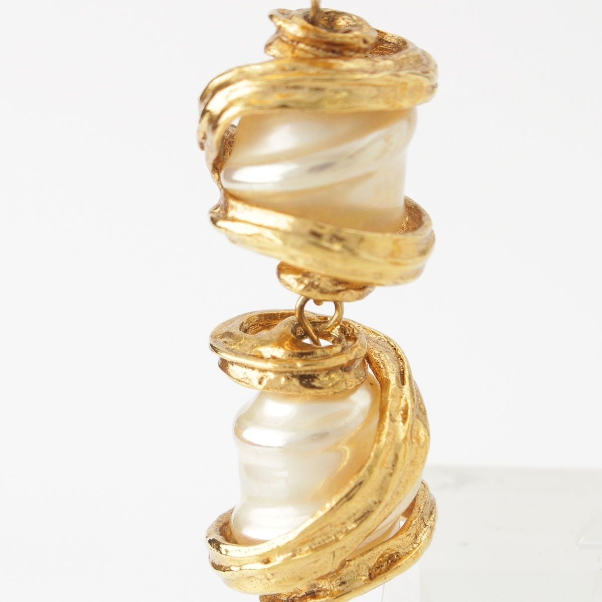 Saint Laurent Vintage Pearl Swing Earrings Gold — view 4