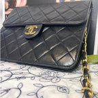 Chanel CC Logo Quilted Chain Shoulder Bag Vintage — view 6