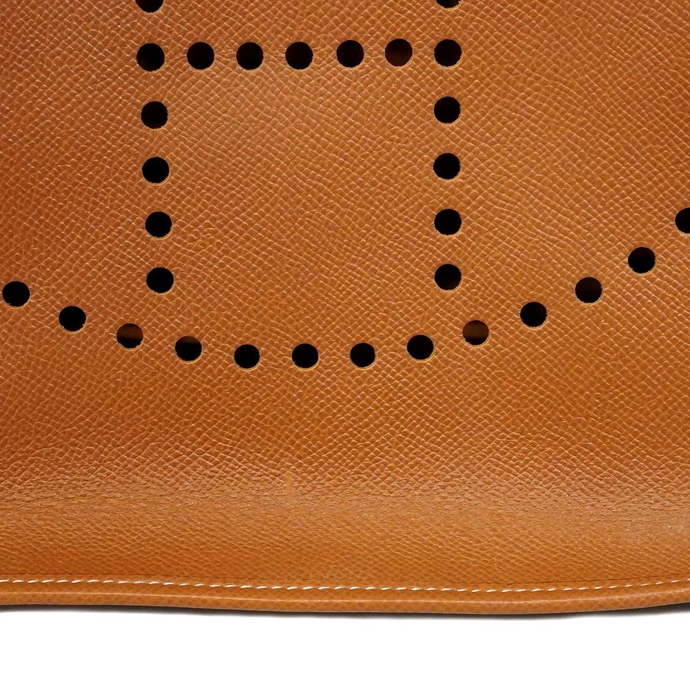 Hermes Shoulder Bag Evelyne Courchevel Gold — view 8