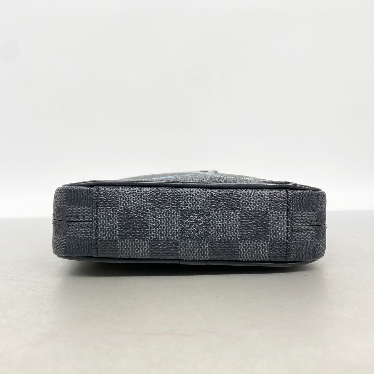 Louis Vuitton Shoulder Bag Damier Graphite Danube PM NM Black — view 3