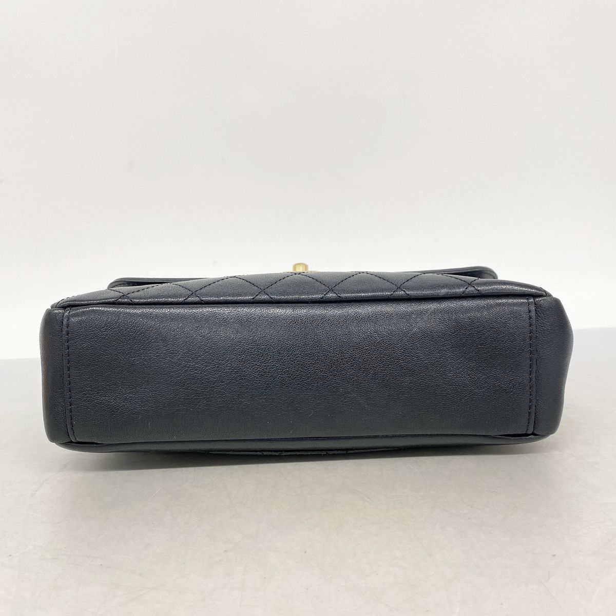 Chanel Handbag Quilted Leather Black Gold 2-Way Bag — view 3