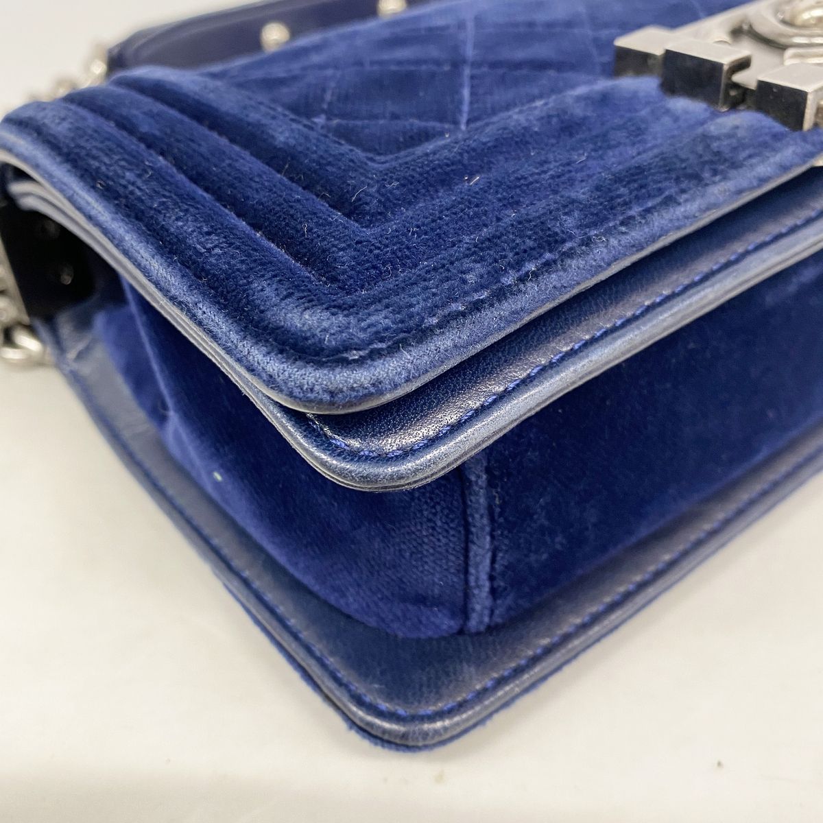 Chanel Shoulder Bag Boy Suede Navy Silver — view 6