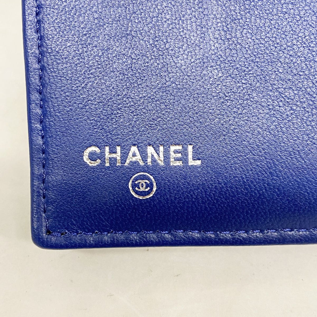 Chanel Trifold Wallet Quilted Lambskin Blue Silver — view 4