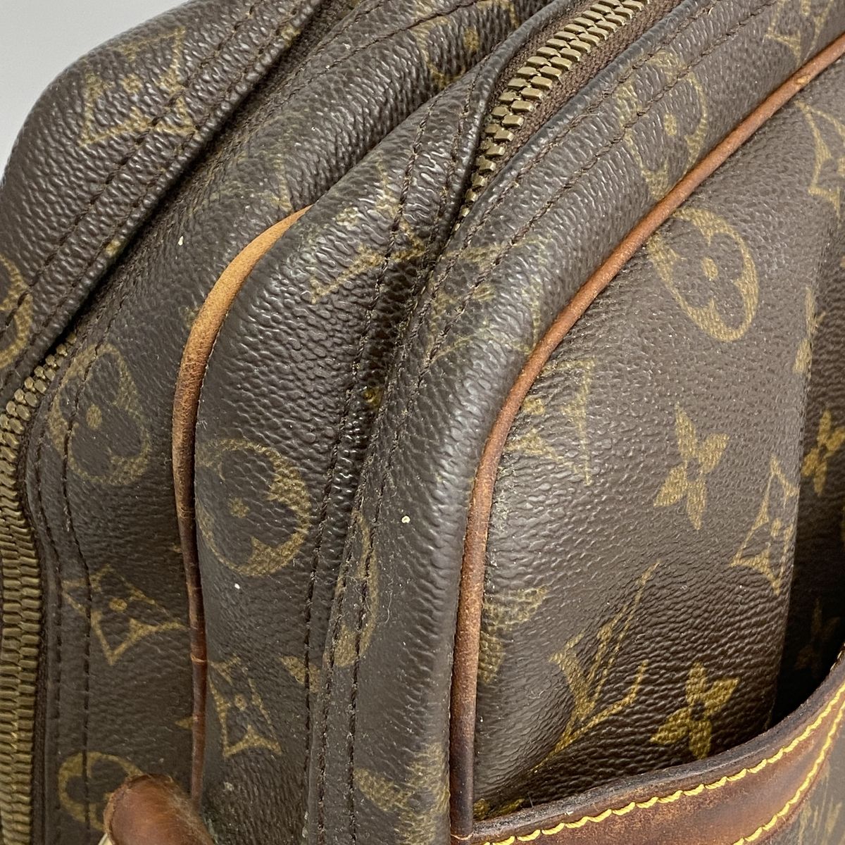 Louis Vuitton Shoulder Bag Monogram Reporter GM Brown — view 8