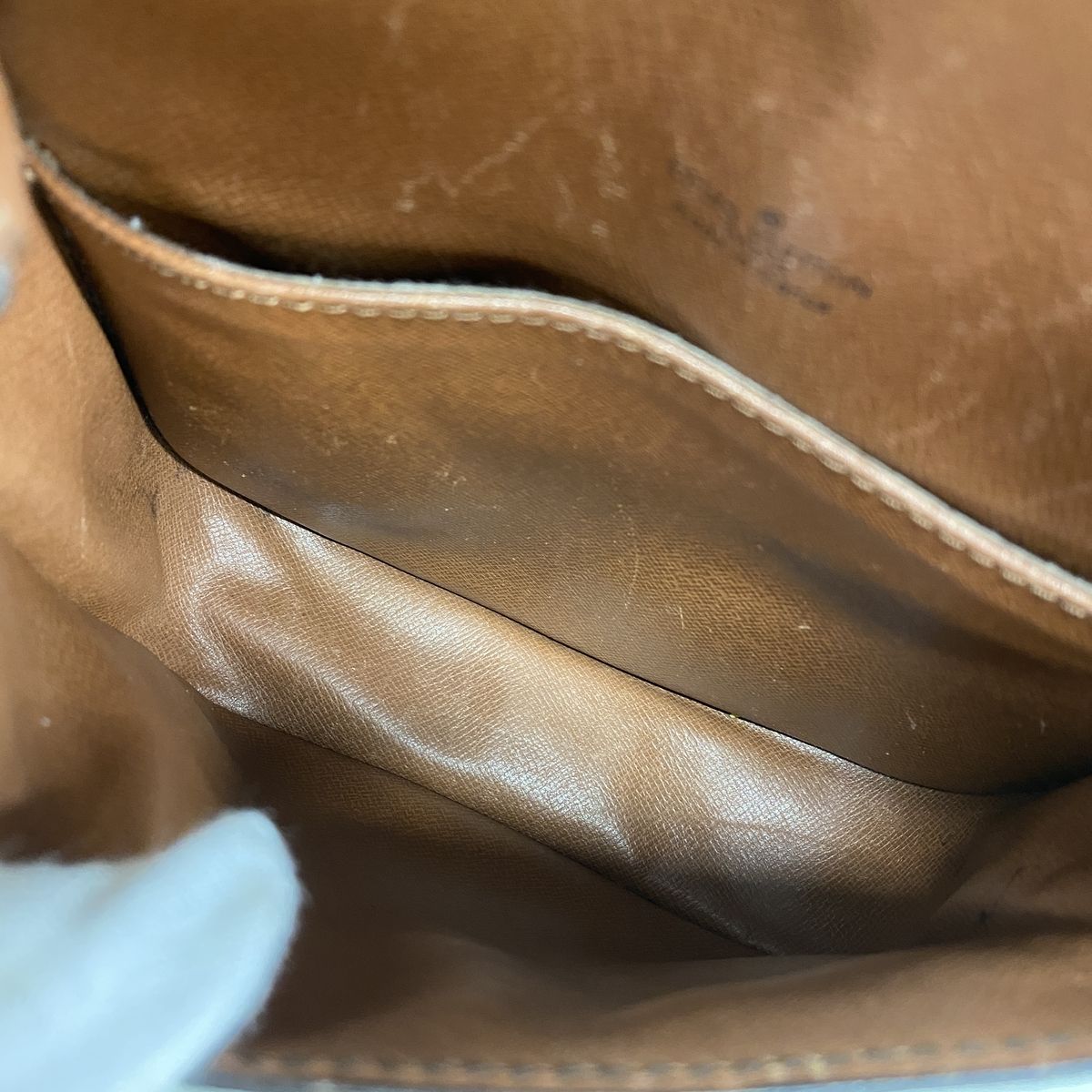 Louis Vuitton Shoulder Bag Monogram Mini Saint-cloud Brown — view 4