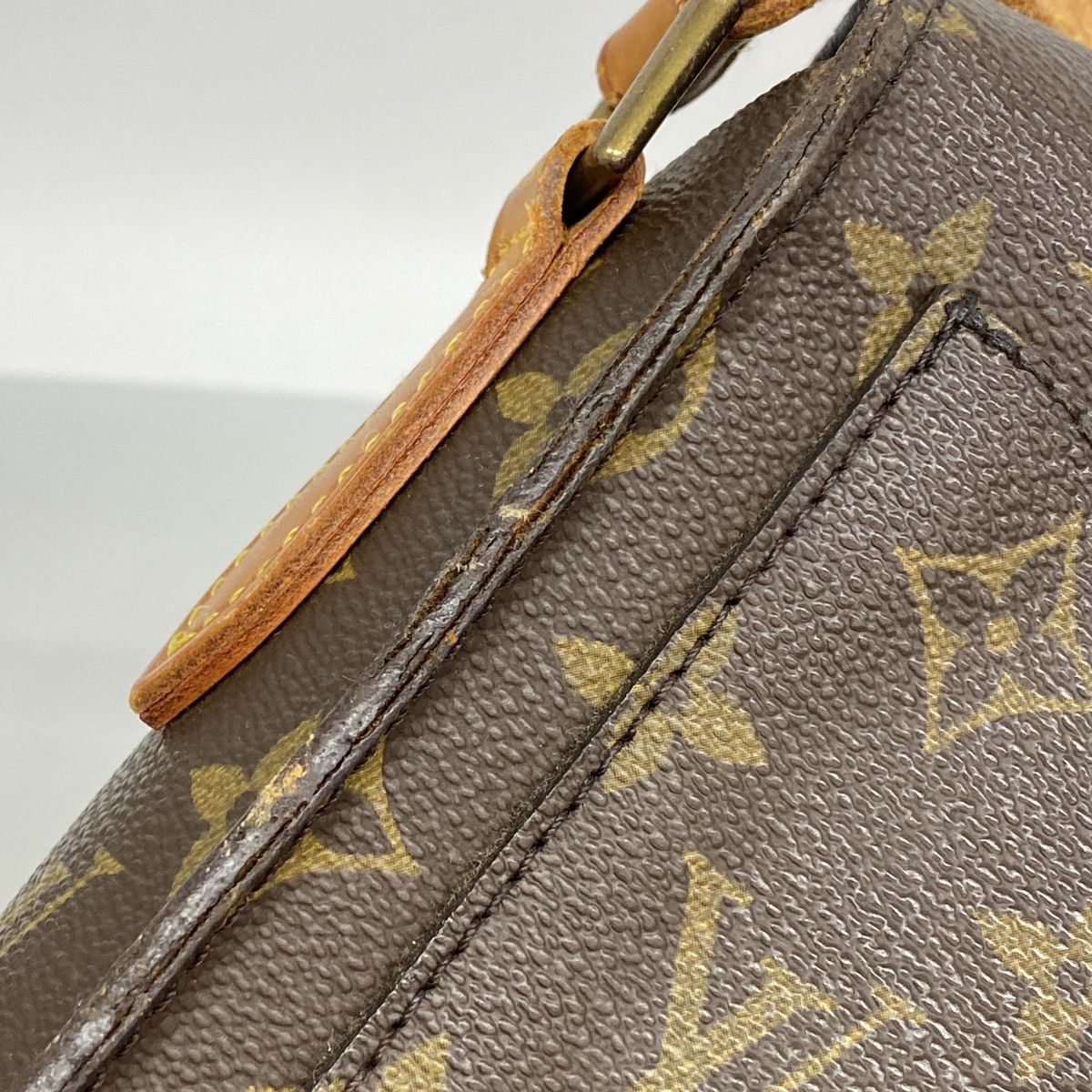 Louis Vuitton Shoulder Bag Monogram Saint-cloud GM Brown — view 6