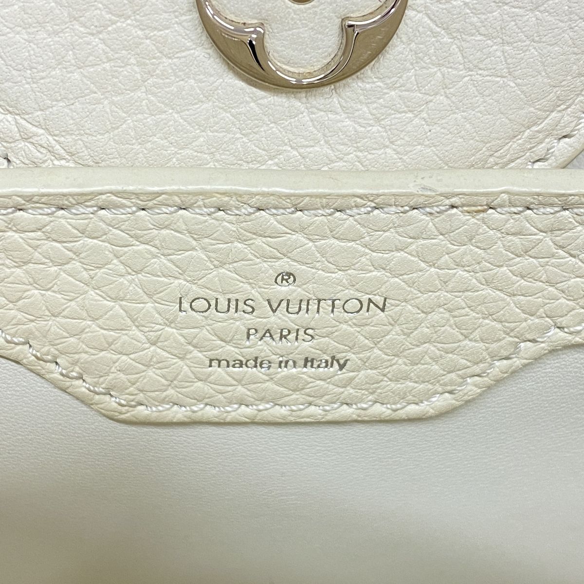 Louis Vuitton Handbag Taurillon Capucines PM White — view 5