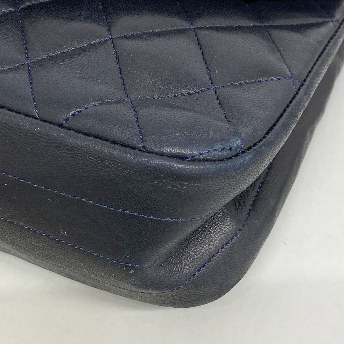 Chanel Shoulder Bag Quilted Lambskin Black Gold — view 6