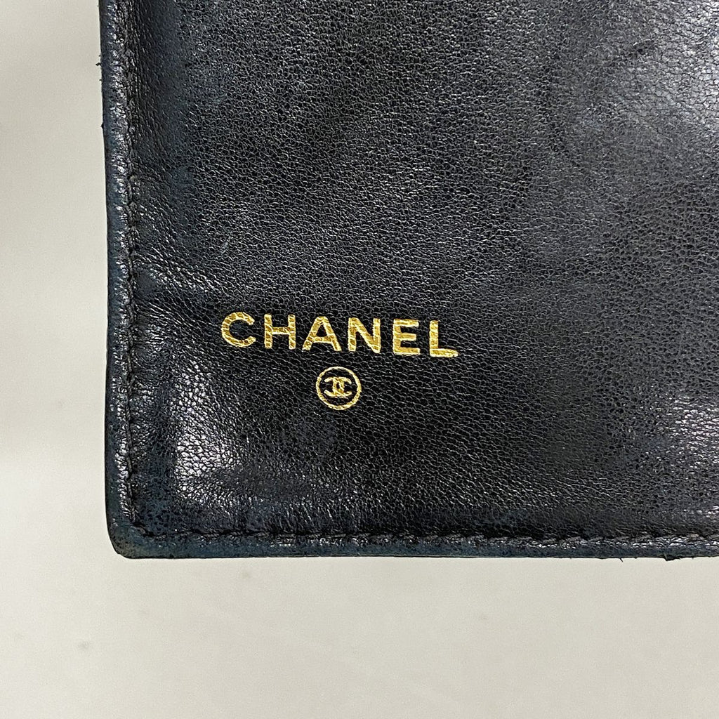 Chanel Wallet Caviar Leather Black Gold — view 4