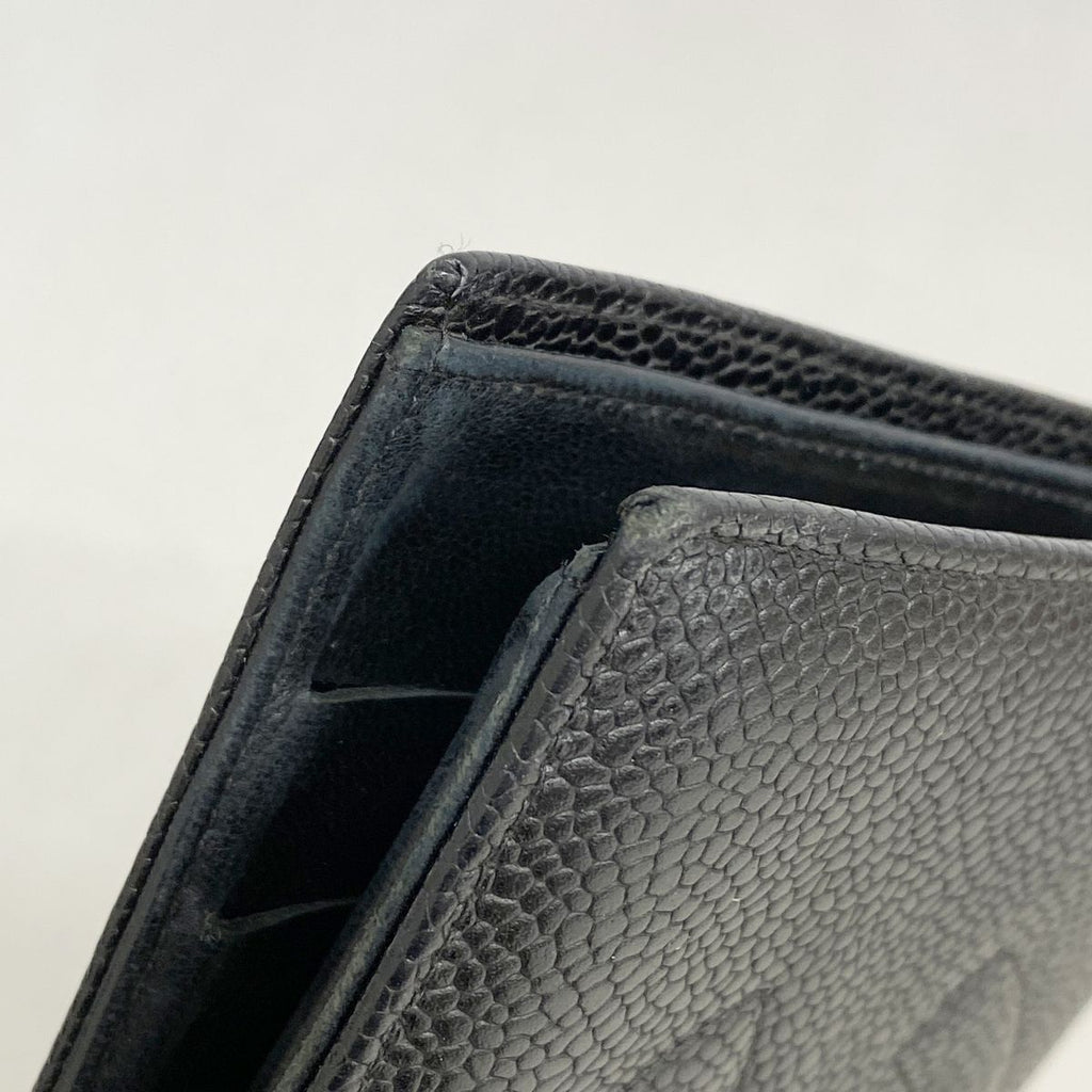 Chanel Wallet Caviar Leather Black Gold — view 5