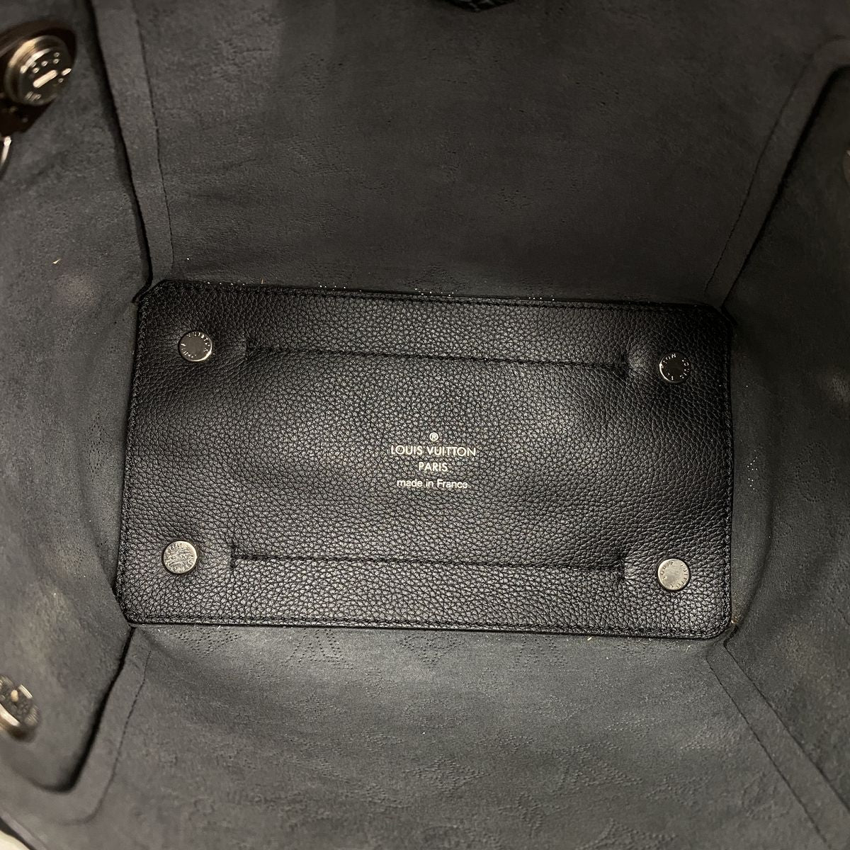 Louis Vuitton Handbag Mahina Hina PM Noir — view 4