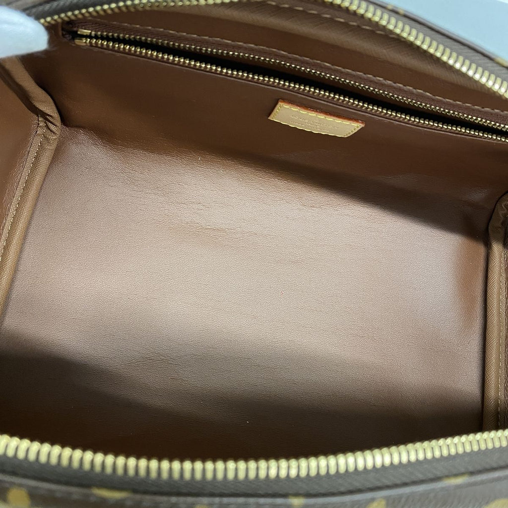 Louis Vuitton Clutch Monogram Dopp Kit Brown — view 4