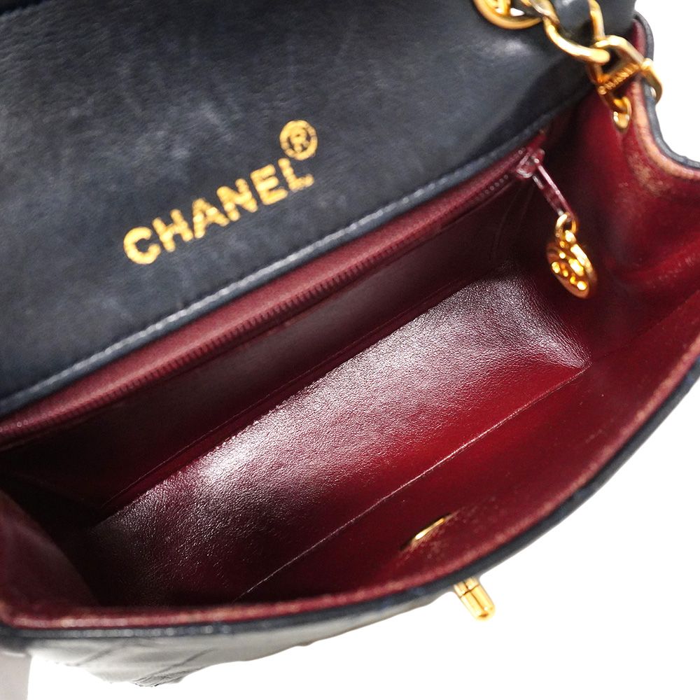 Chanel Shoulder Bag Mini Quilted Lambskin Black Gold — view 4