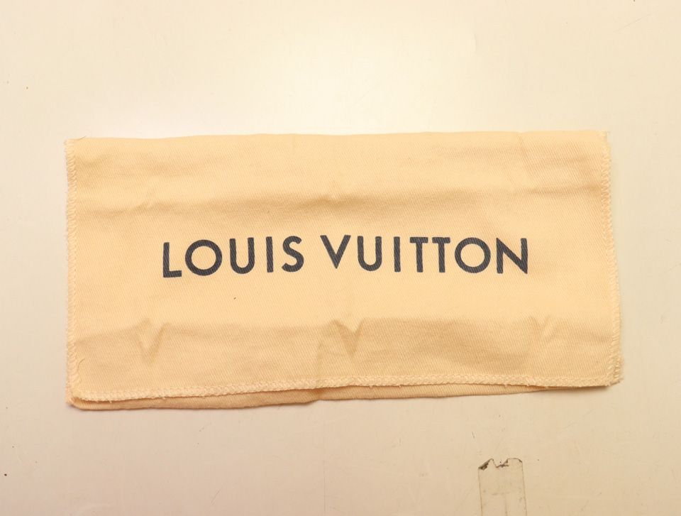 Louis Vuitton Monogram Portefeuille Emily Wallet — view 8