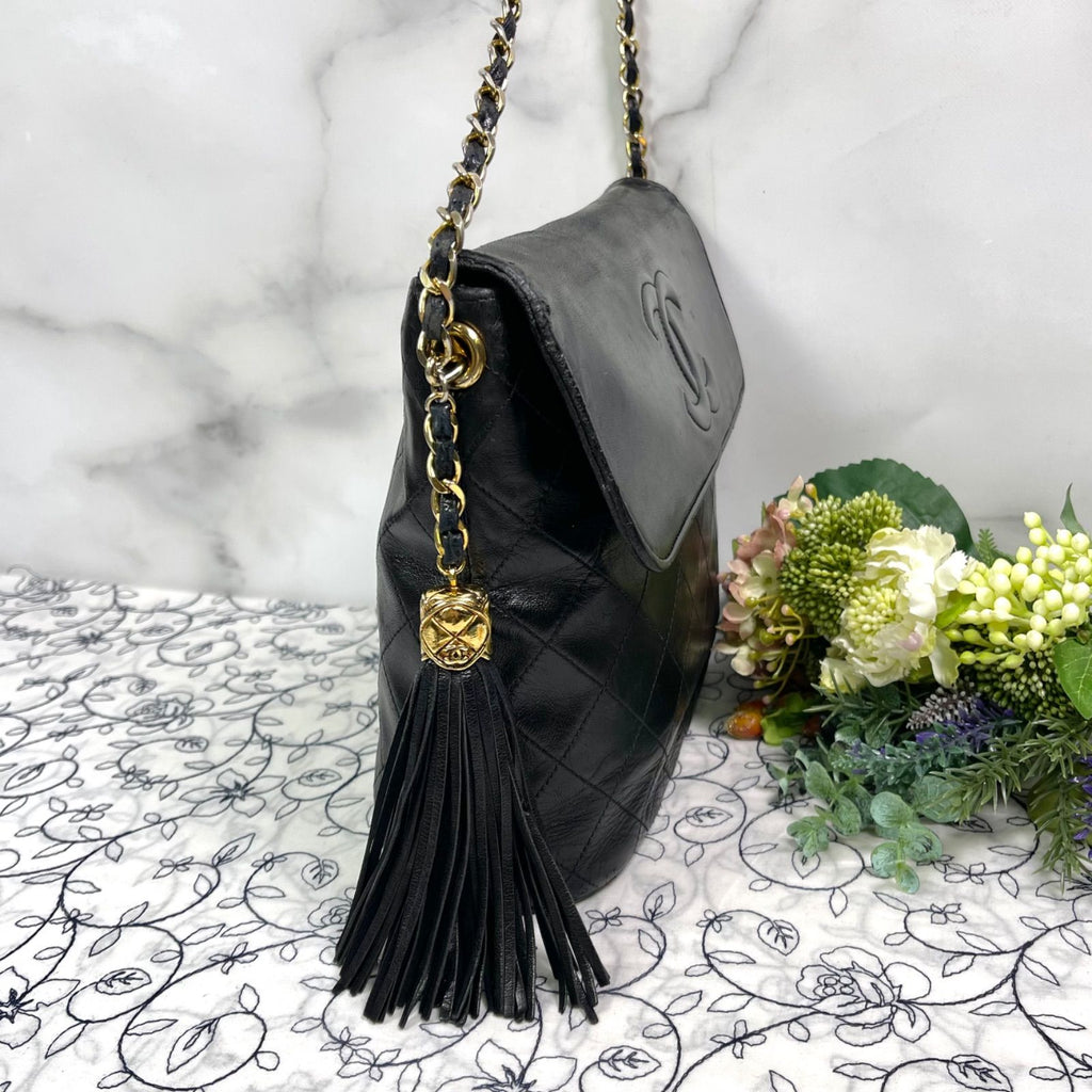 Chanel Vintage Quilted CC Logo Fringe Black — view 7