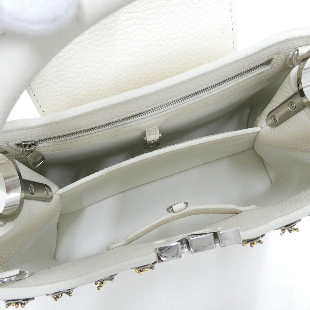 Louis Vuitton Capucines PM Flower Beads White Taurillon Leather Handbag 2-Way — view 5