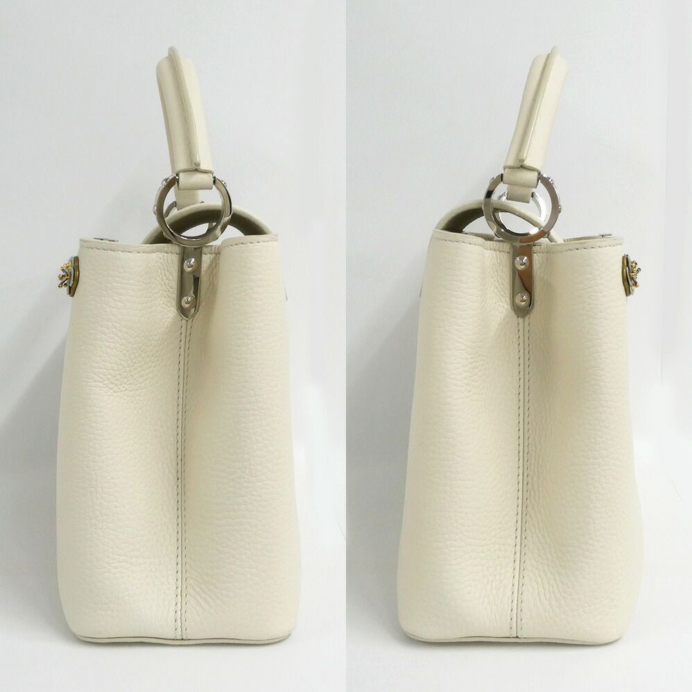 Louis Vuitton Capucines PM Flower Beads White Taurillon Leather Handbag 2-Way — view 4