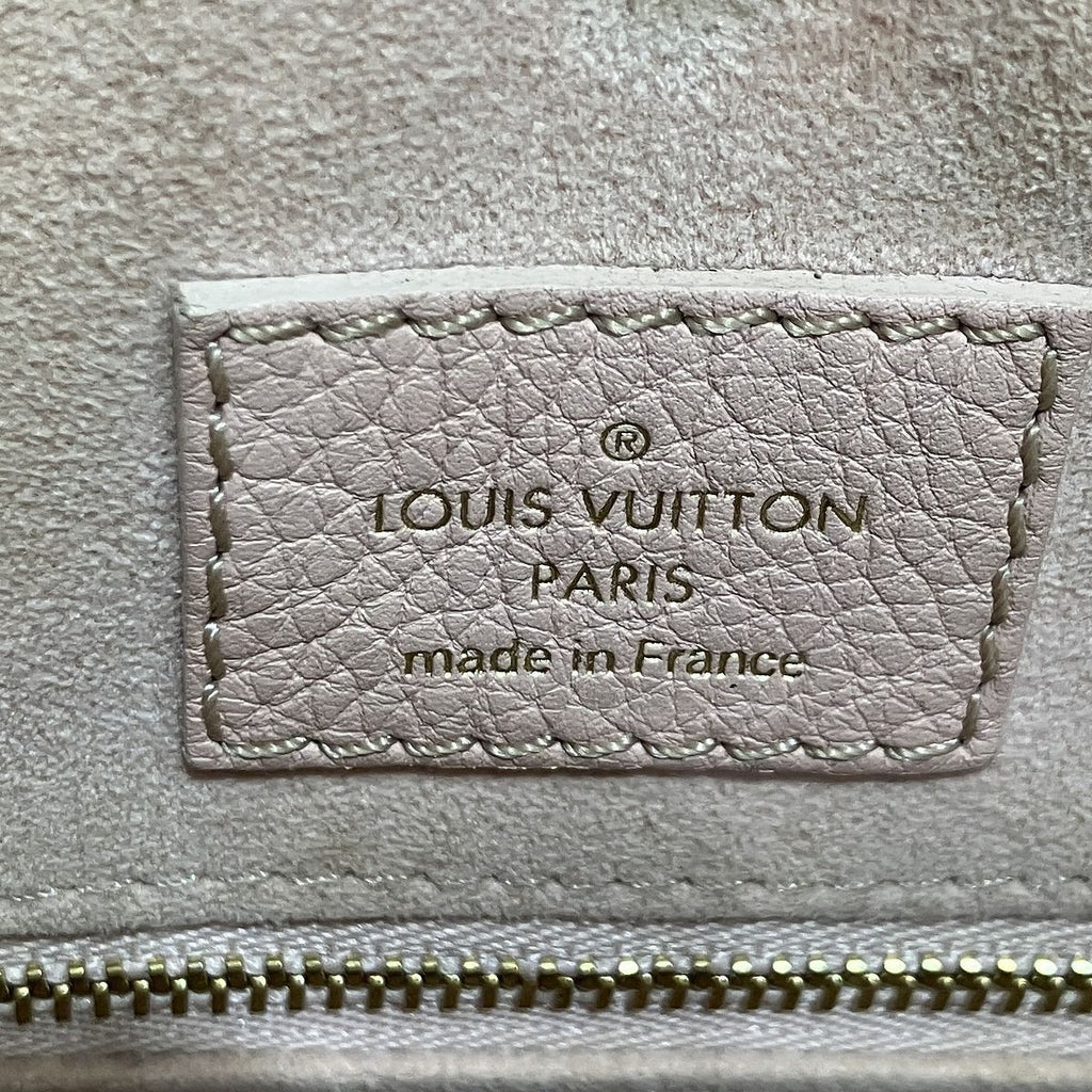 Louis Vuitton Lockme Tote PM Calfskin — view 4