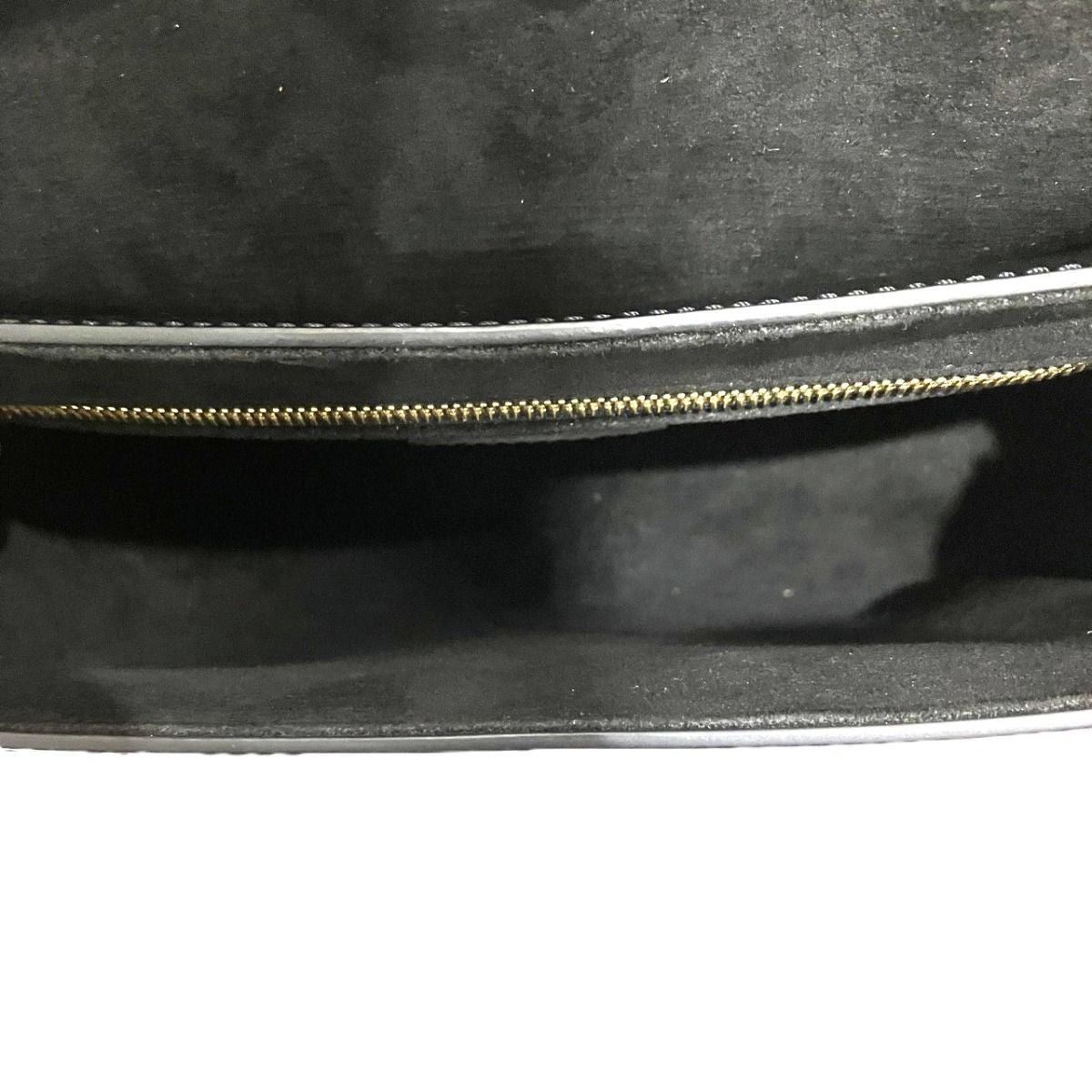Louis Vuitton Chain It Epi Shoulder Bag Leather — view 5
