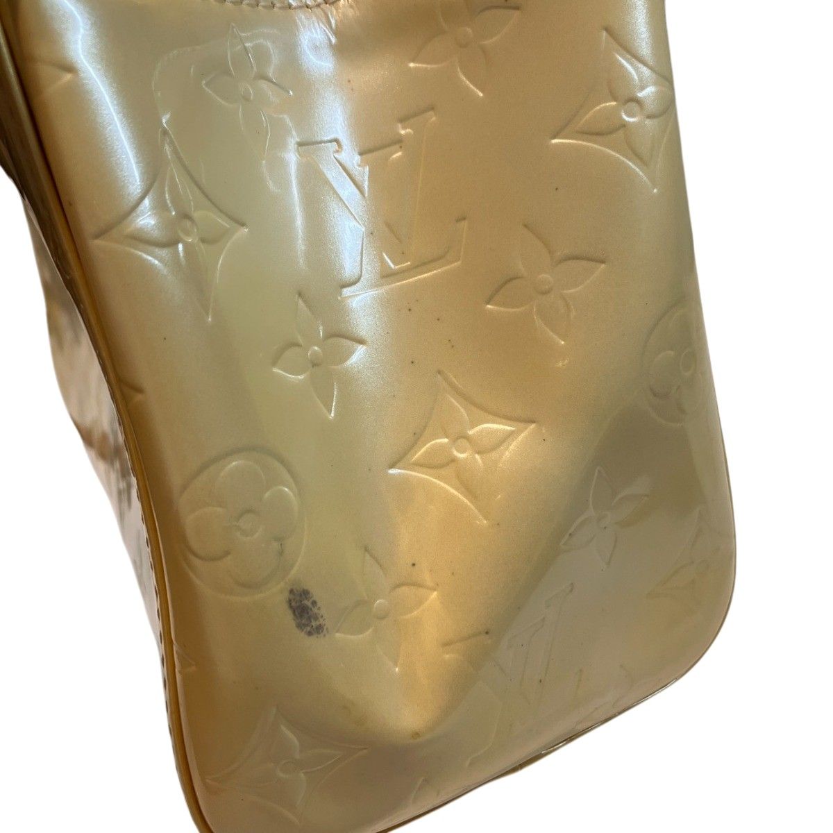 Louis Vuitton Roxbury Drive Monogram Vernis Handbag Patent Leather — view 8